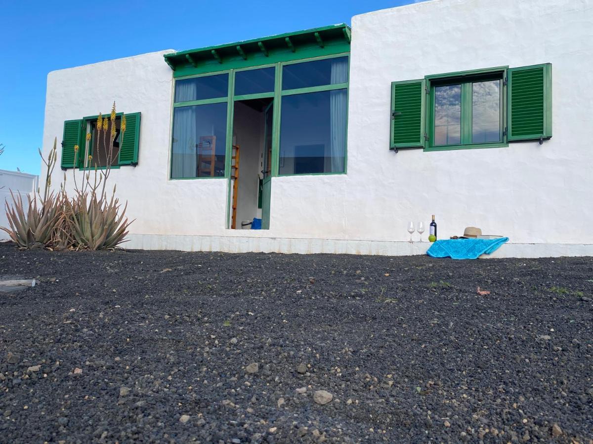 Villas Yaiza. El Golfo Bagian luar foto